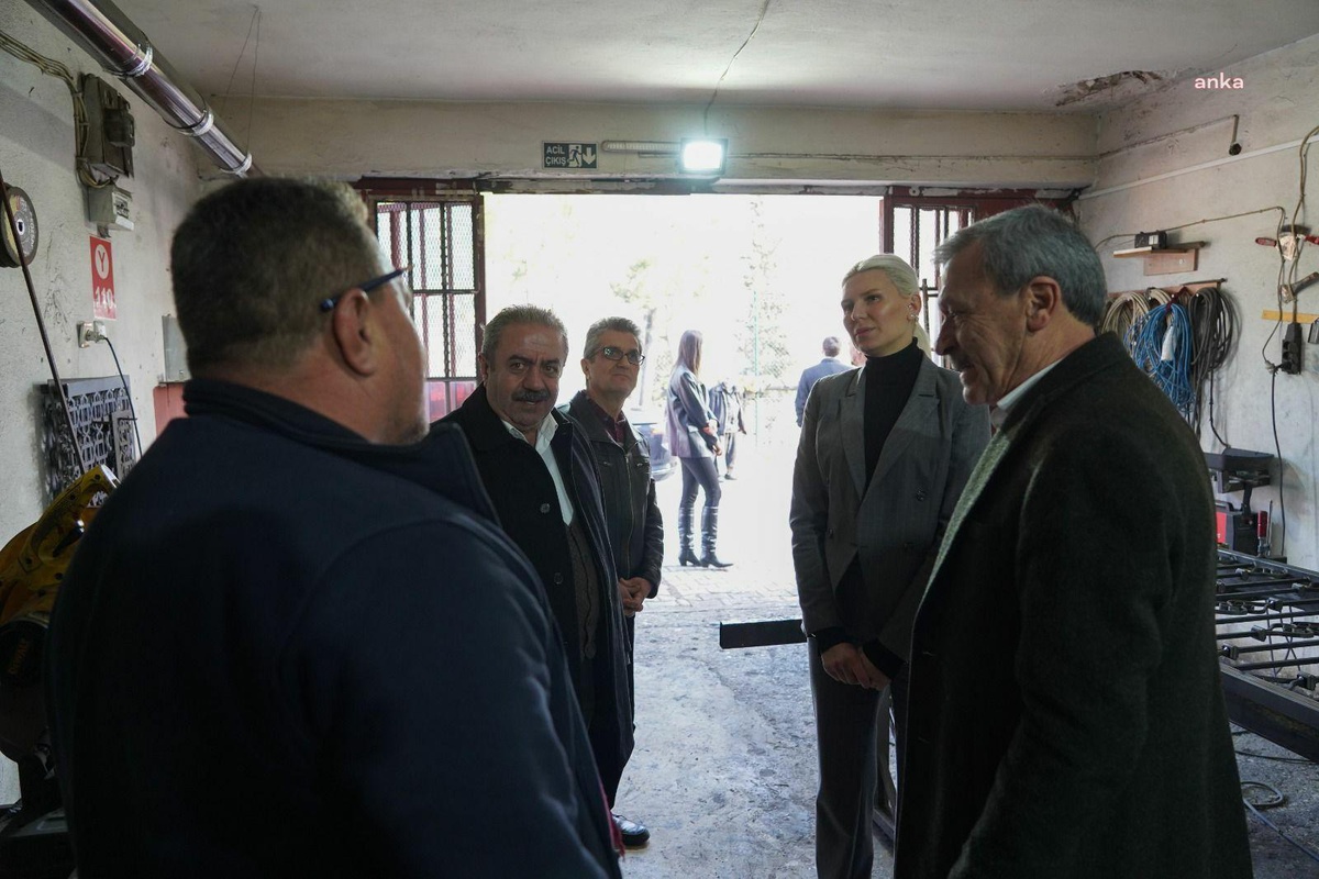 Bilecik Belediye Başkan Vekili Subaşı Esnaf ve Yurttaşı Dinledi