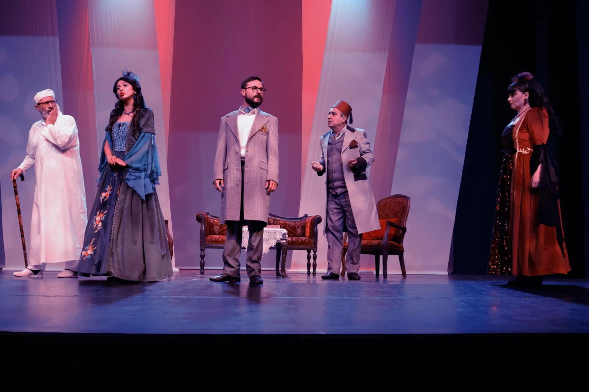 Bursa Devlet Tiyatrosunun "Meraki" oyunu Elazığ ve Malatya\'da sahnelenecek