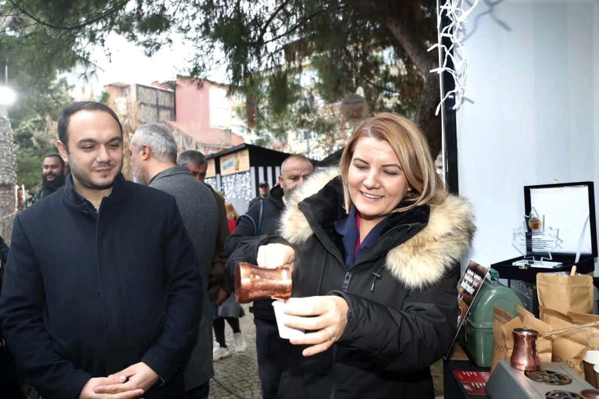 Cumhuriyet Parkı\'ndan İzmit\'e kahve kokusu yayıldı