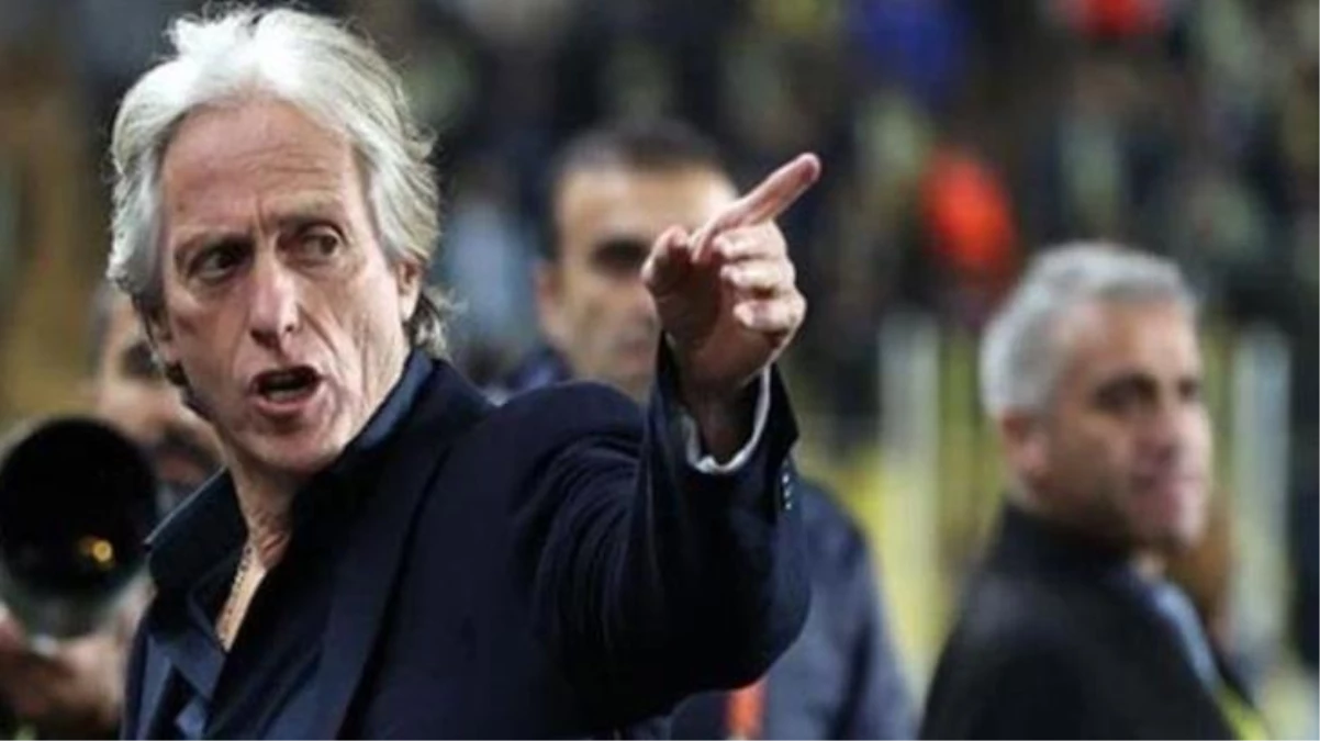 Jorge Jesus, Mert Hakan\'ın agresif hareketlerini görünce daha fazla dayanamadı: Kendine hakim ol, takıma zarar vereceksin