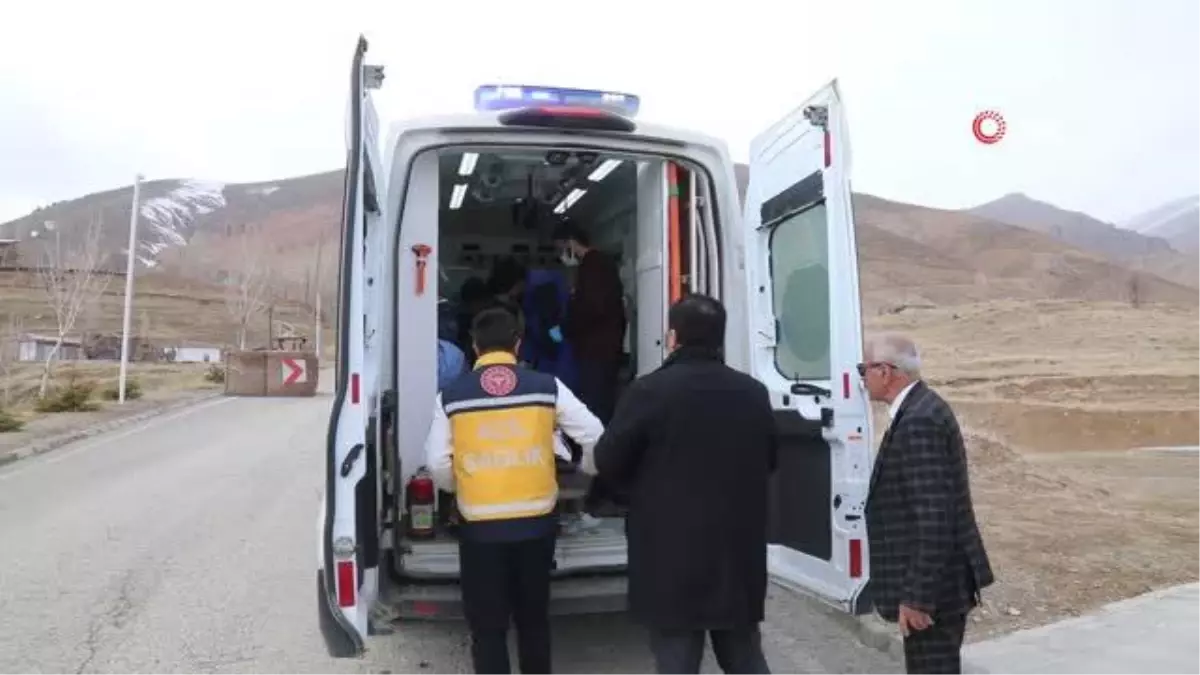 Kalbi duran öğrenci ambulans helikopterle Van\'a sevk edildi