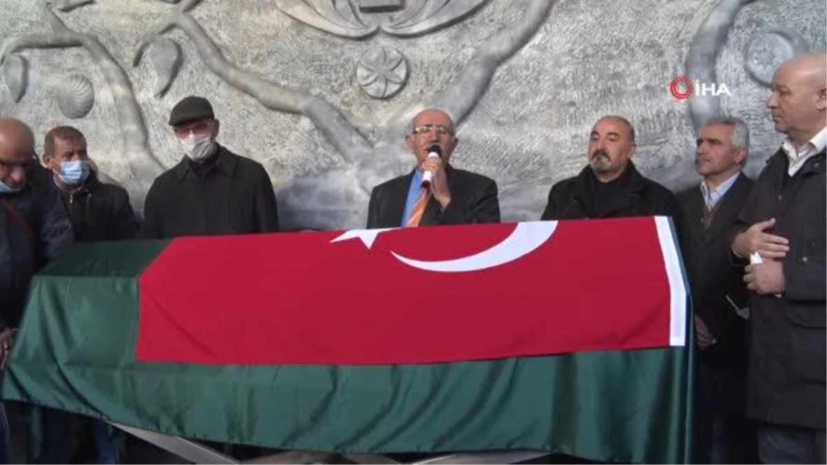 Manken Özge Ulusoy\'un babası için Ankara\'da cenaze töreni düzenlendi