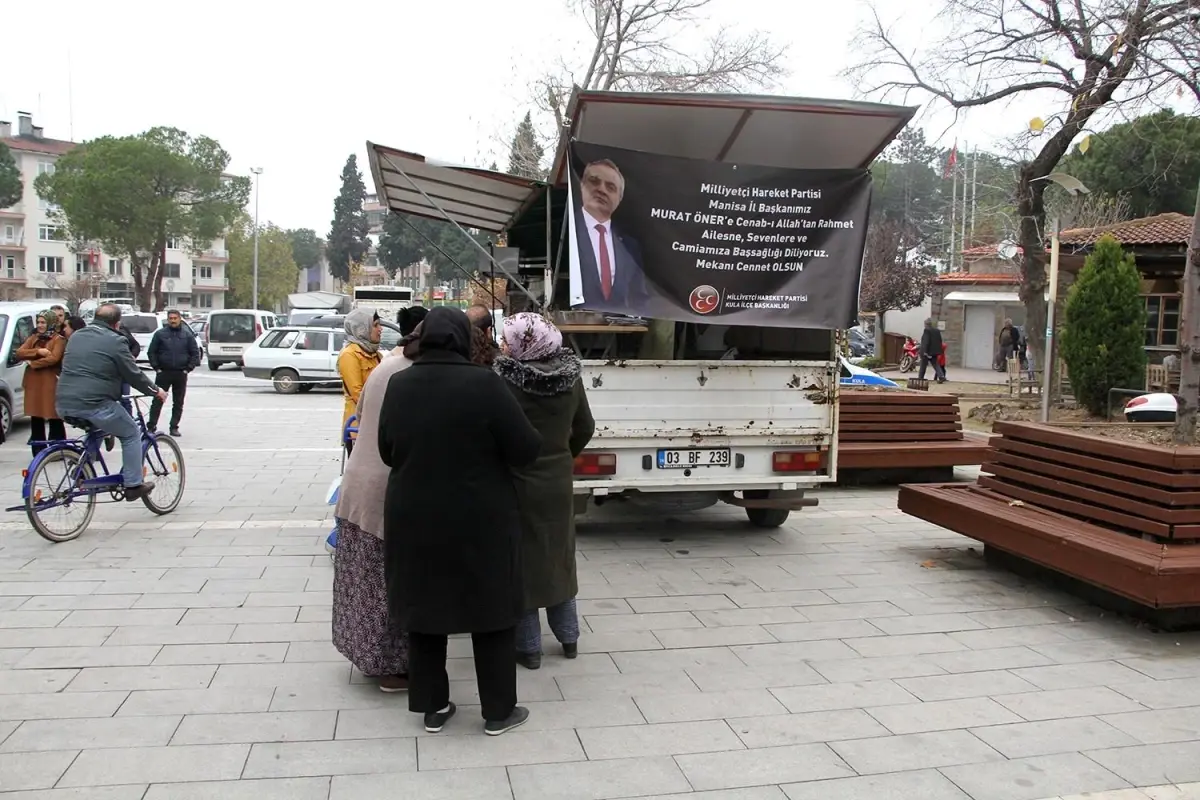 MHP\'li Öner için Kula\'da lokma hayrı düzenlendi