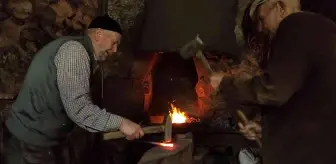 80 yaşında, 30 köyün tarım aleti ihtiyacını karşılıyor
