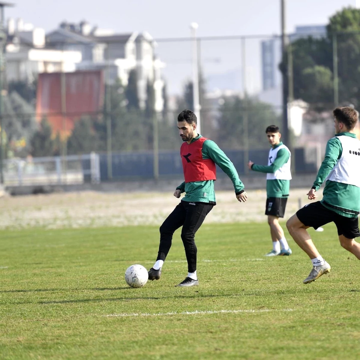 Bursaspor\'da Somaspor maçı hazırlıkları sürüyor