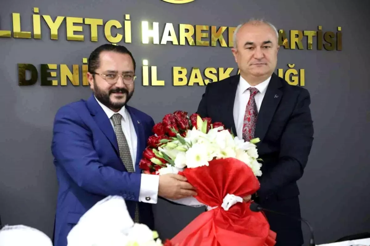 Denizli MHP\'de bayrak değişimi