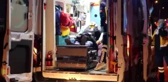 İki otomobil kafa kafaya çarpıştı: 4 yaralı