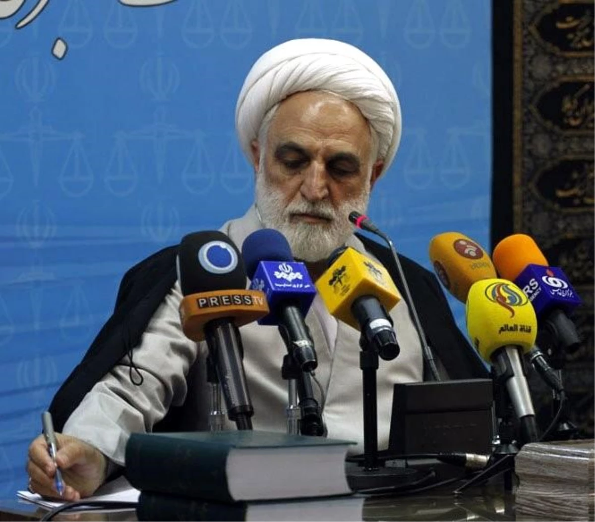 İran Yargı Erki Başkanı Ejei: Tutuklanan protestocuların cezaları en kısa sürede uygulanacak