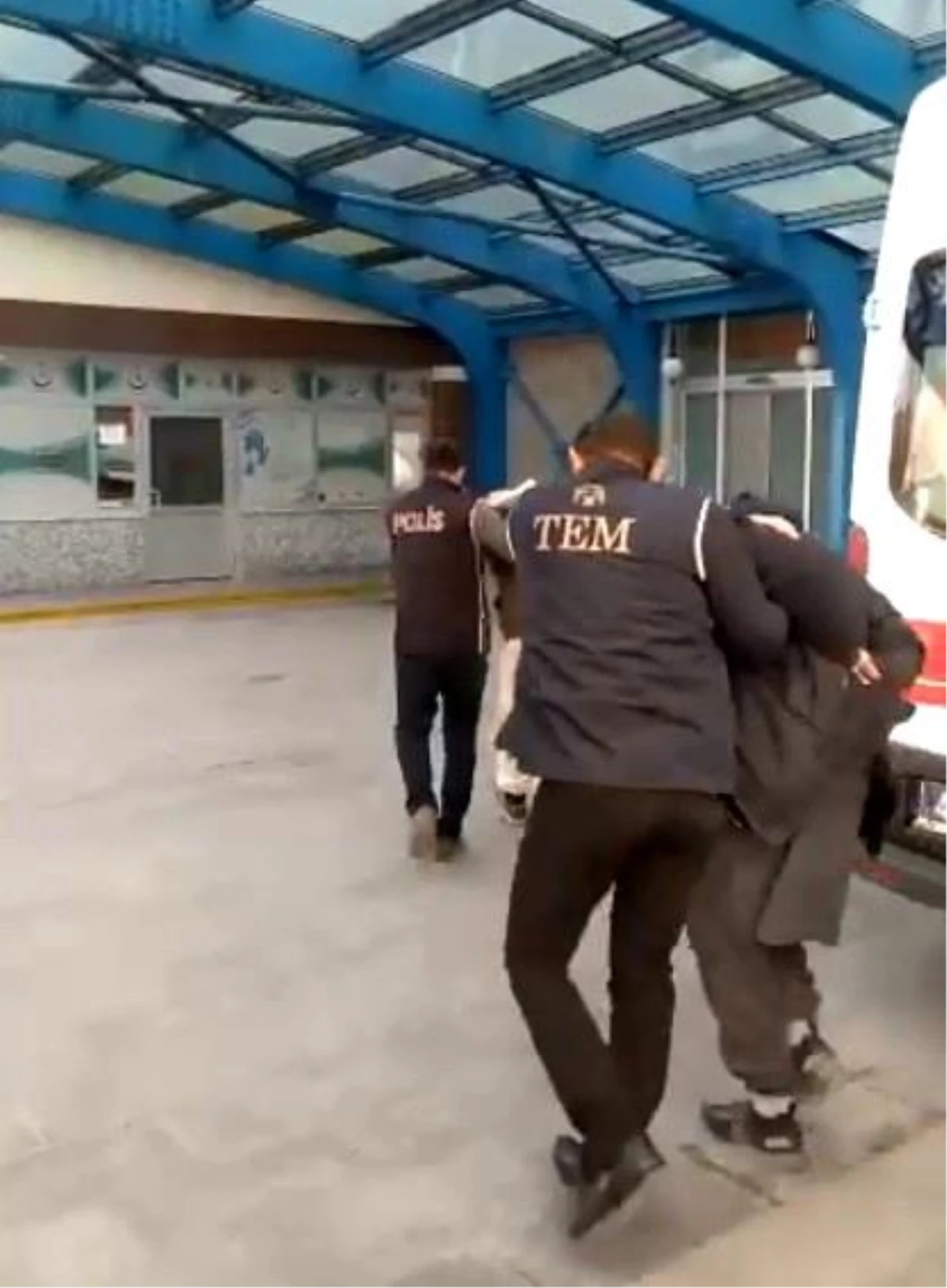 Konya\'da DEAŞ toplantısına polis baskını: 5 gözaltı