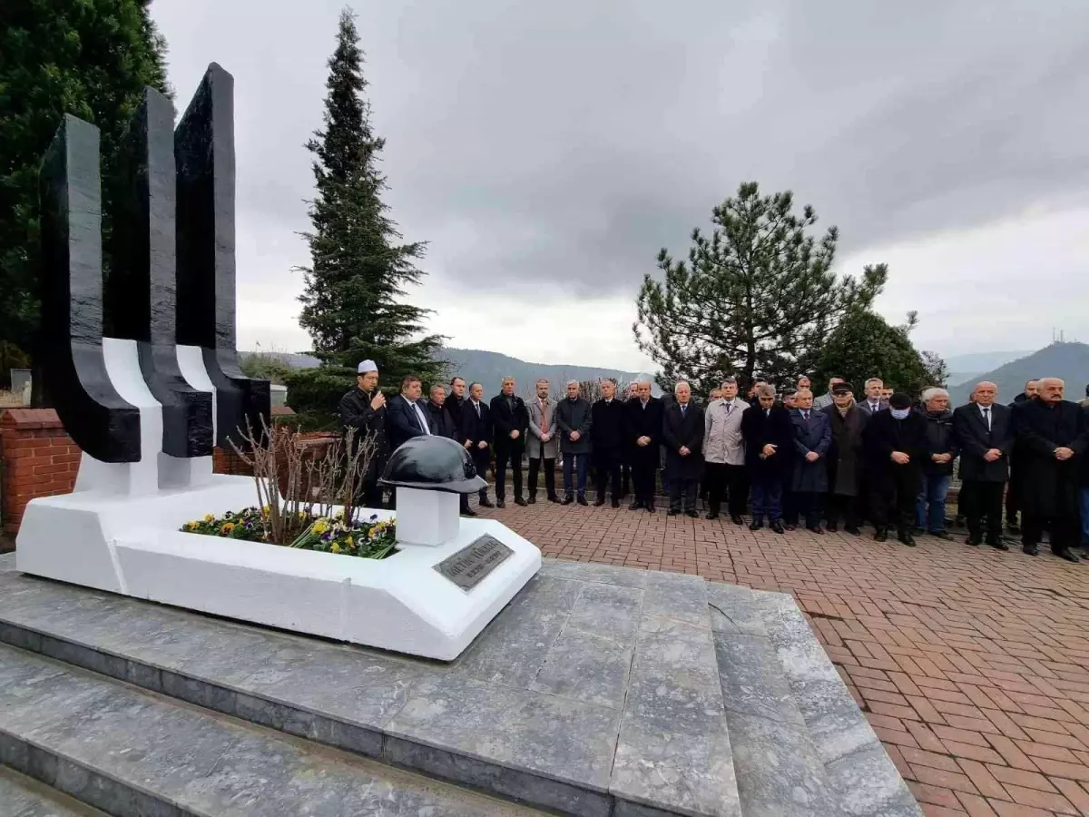 Metin Türker ölümünün 25. yılında mezarı başında anıldı