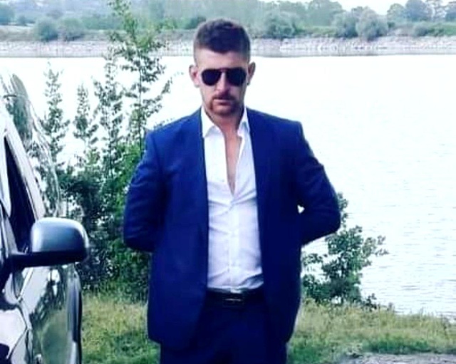 Tramvayın çarptığı genç hayatını kaybetti Tramvayın çarptığı genç hayatını kaybetti