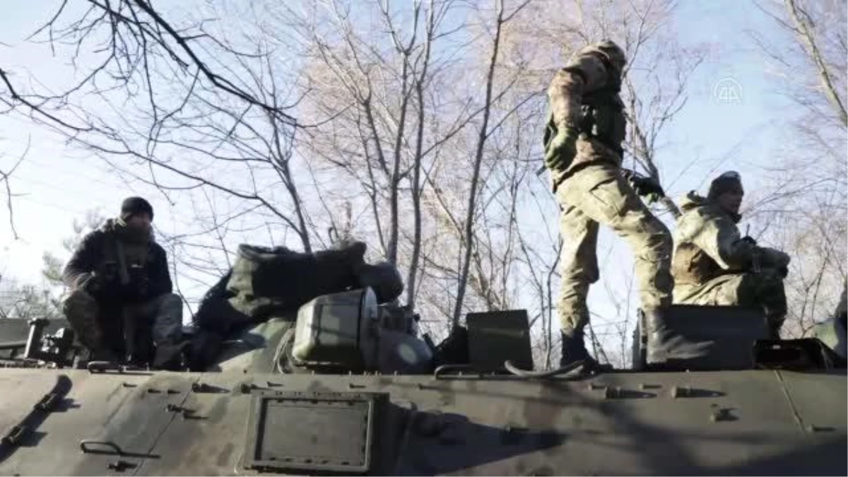 Ukrayna\'da topçu birliklerinin faaliyetleri görüntülendi