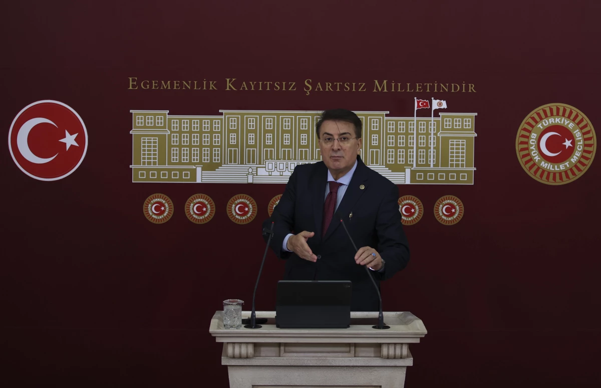 AK Parti\'li Aydemir: "Meclis\'te sadece fikrimizle öne çıkmalıyız"