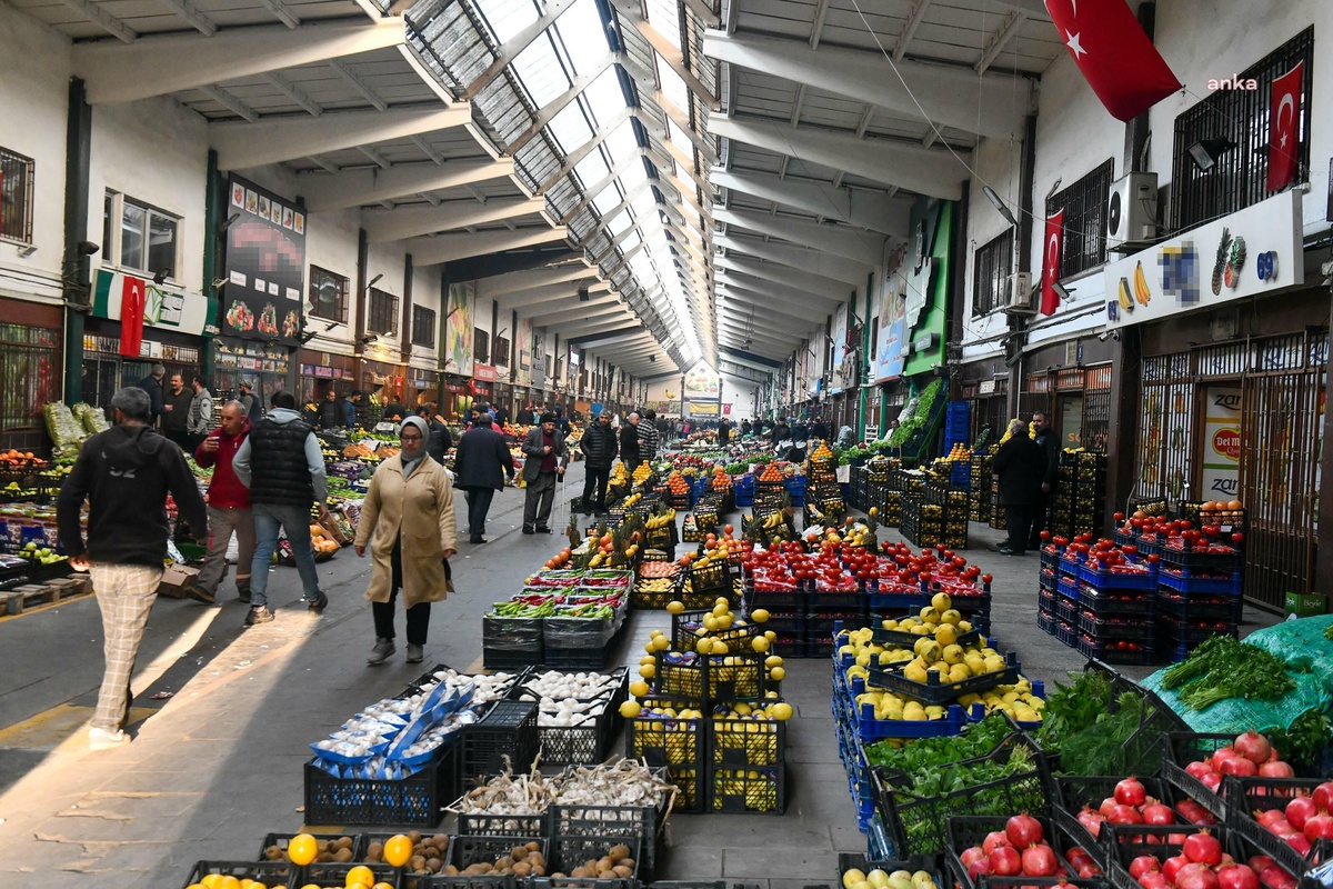 Başkentli Kasım Ayında En Çok Mandalina, Domates ve Hamsi Tüketti