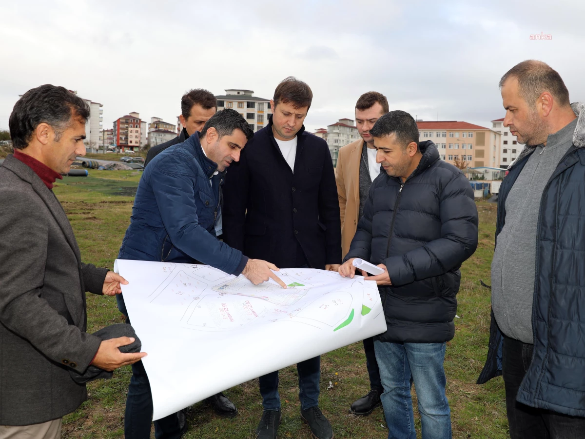 Çerkezköy\'de Kızılpınar Futbol Sahasının Yapım Çalışmaları Devam Ediyor
