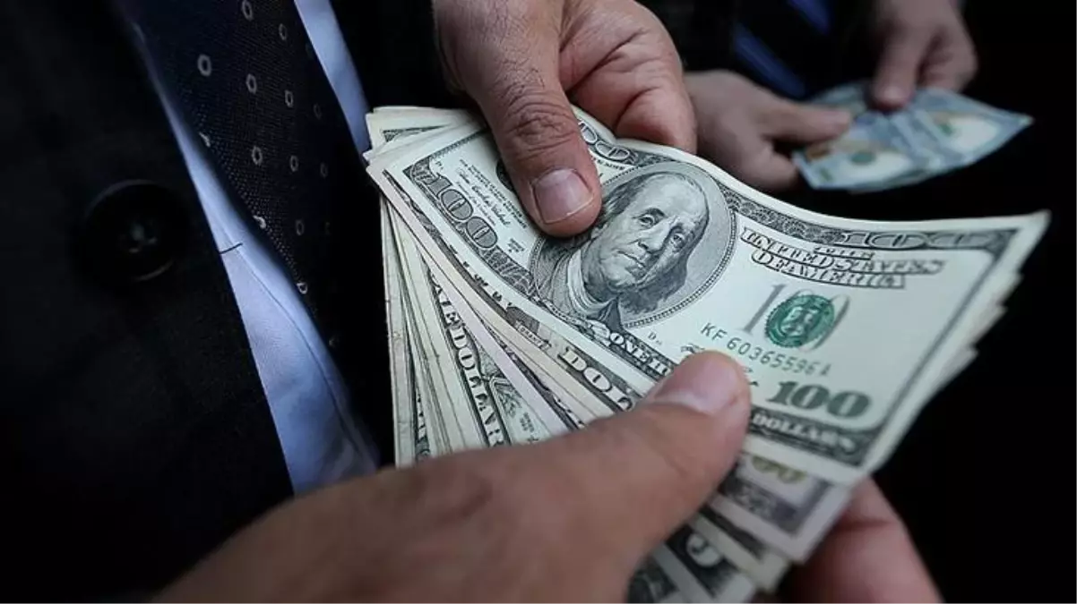 Dolar/TL, yeni güne 18,64 seviyesinden işlem görerek başladı