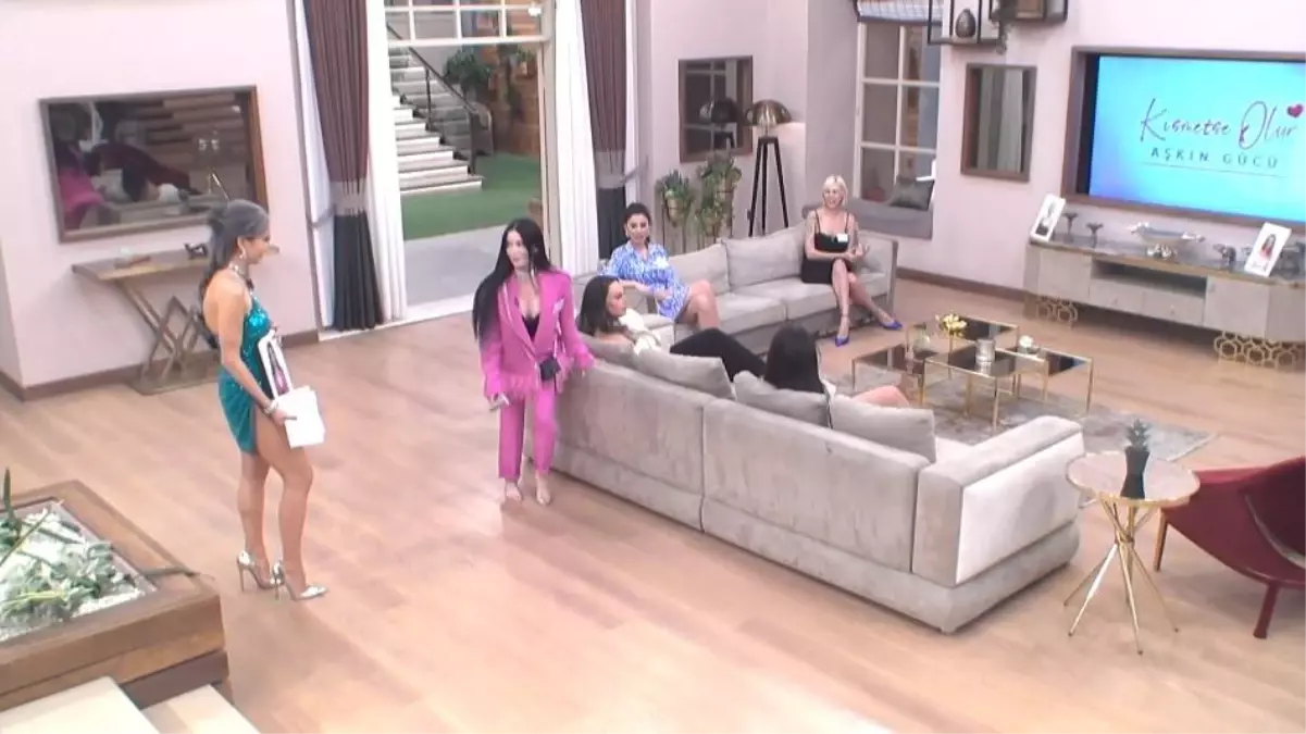 Kısmetse Olur yarışmasının yeni bölümlerinde cinsellik olacak mı? Verilen cevap kafa karıştırdı