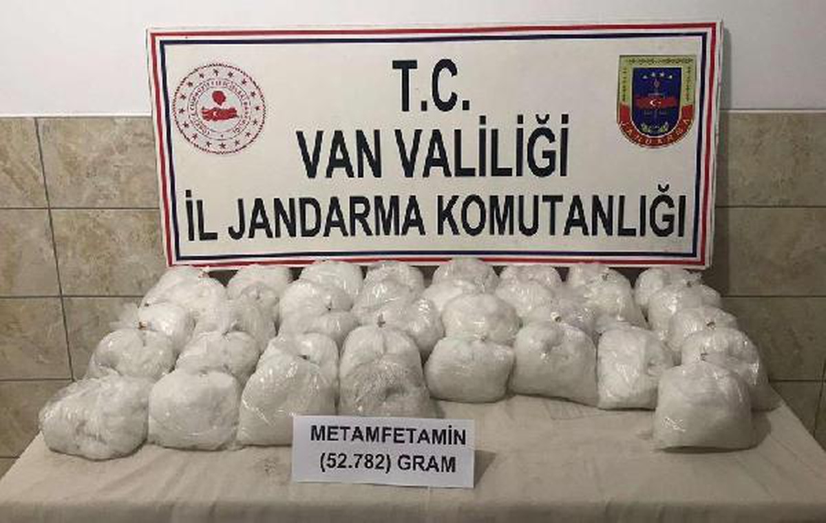 Van\'da 52 kilo 782 gram sentetik uyuşturucu ele geçirildi