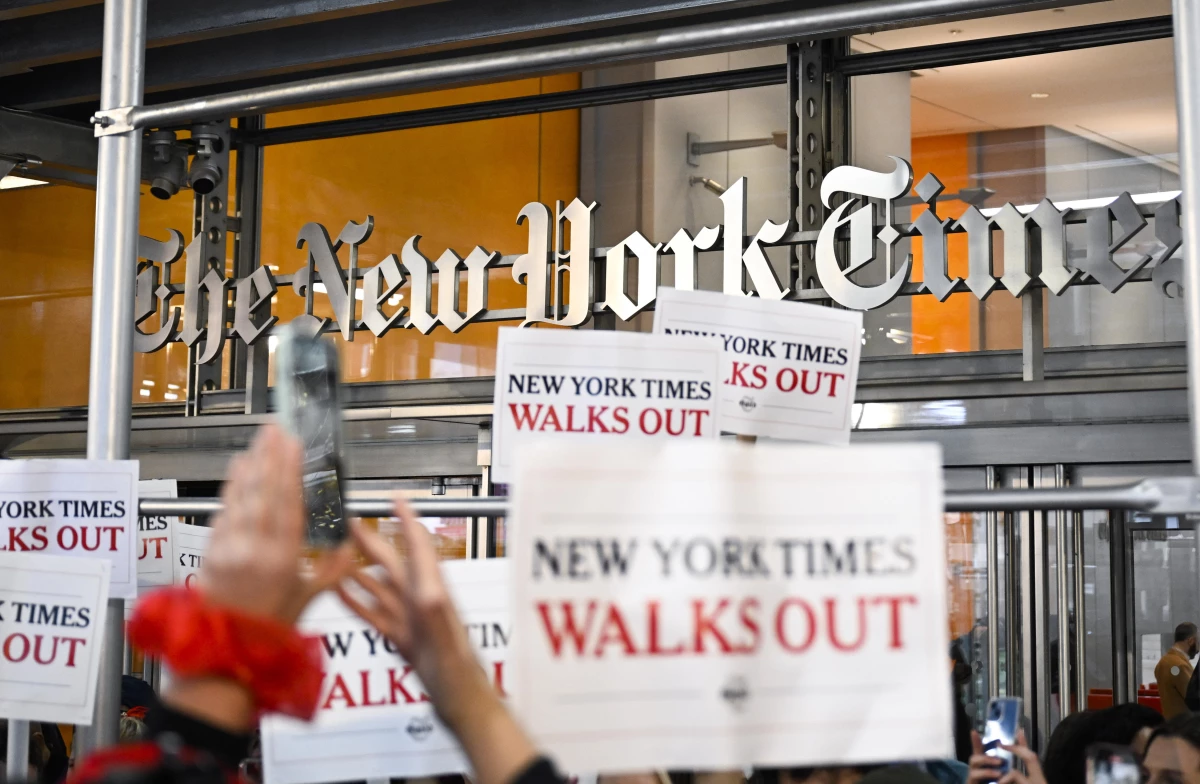 ABD\'de New York Times gazetesi çalışanlarından 24 saatlik iş bırakma eylemi