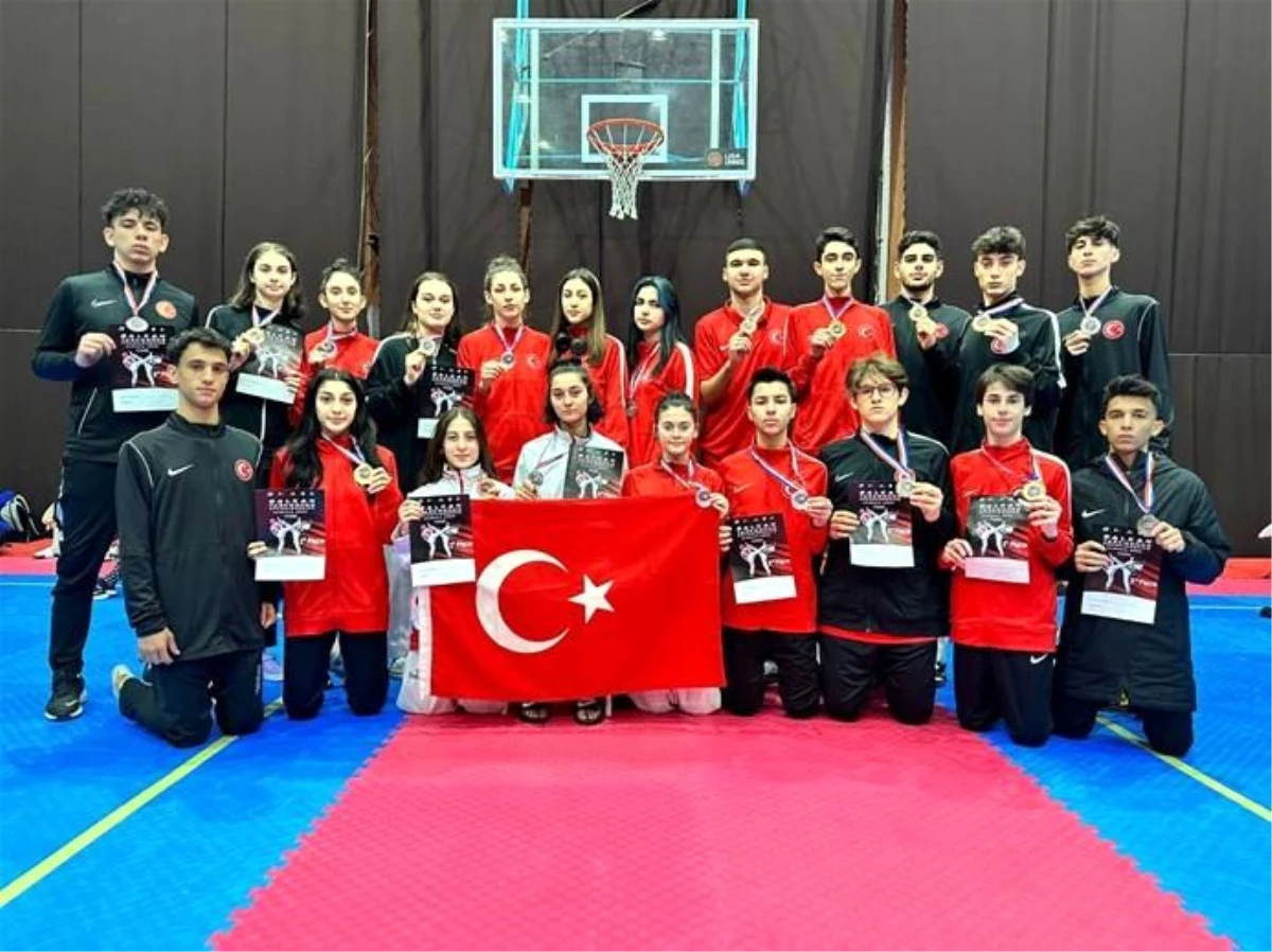 Balkan Tekvando Şampiyonası\'na İzmir damgası