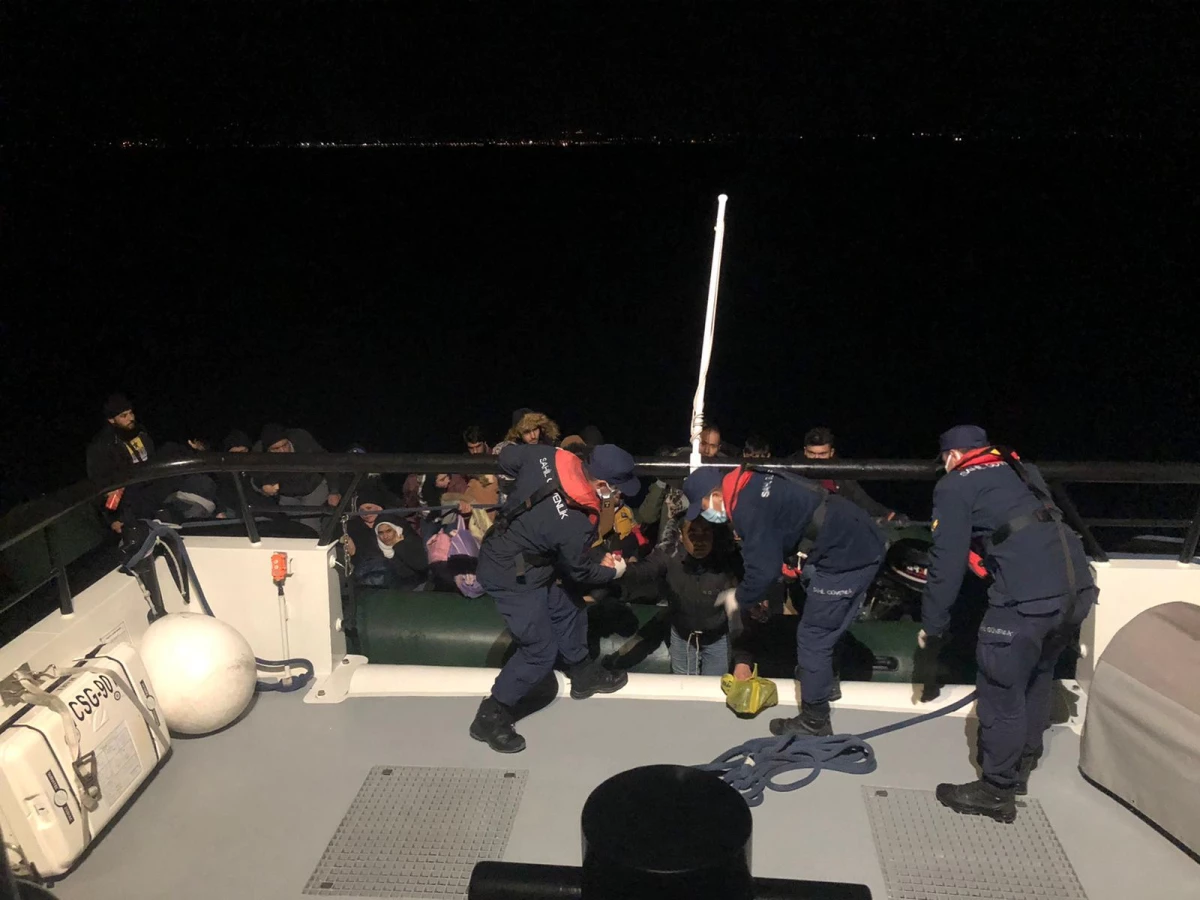Bodrum açıklarında 30 düzensiz göçmen yakalandı