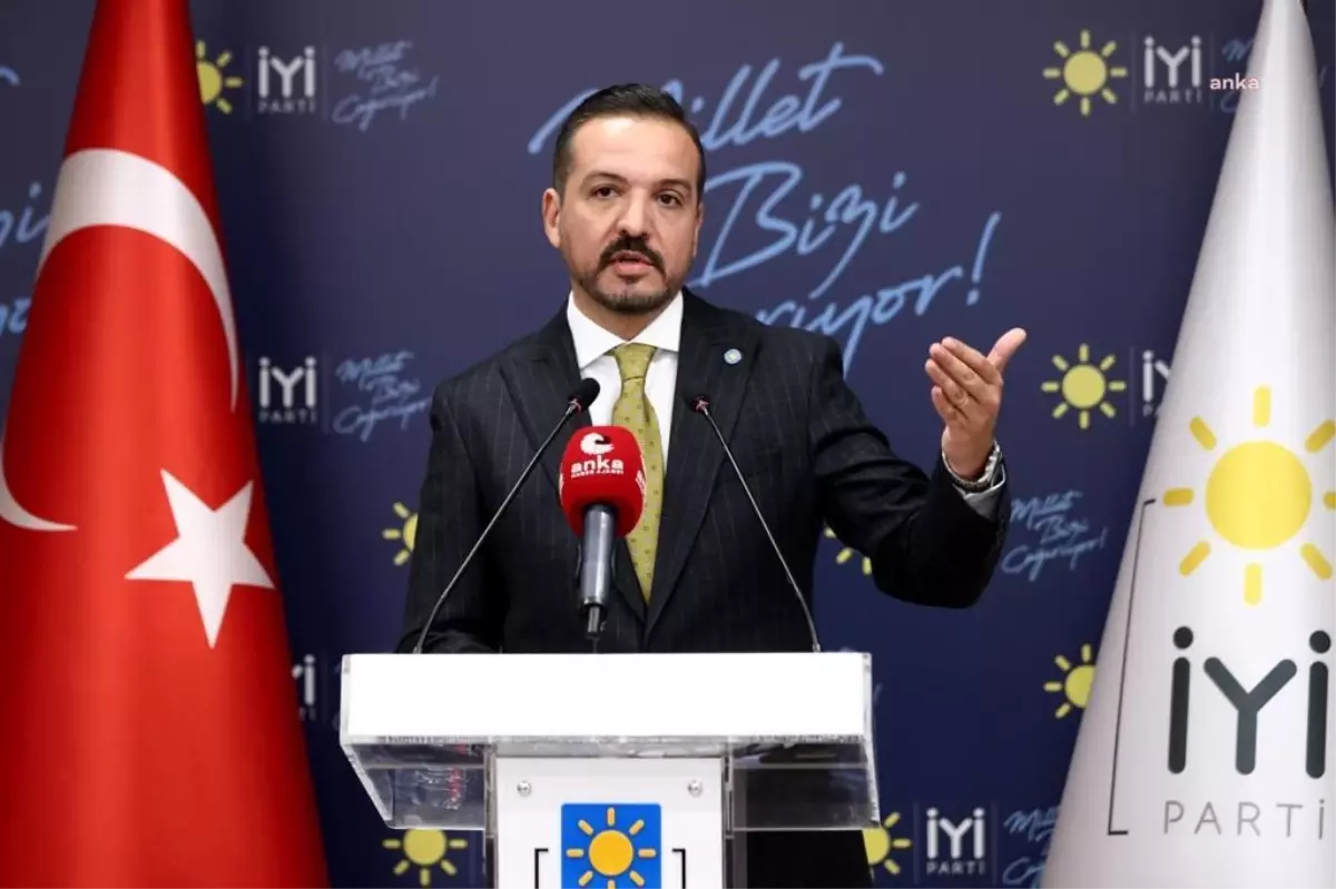 İyi Parti Sözcüsü Zorlu: "Suriye\'de Meşru Yönetimle Temas Sağlamaya Yönelik Resmî Yazımızı Dışişleri Bakanlığı\'na Ulaştırdık"