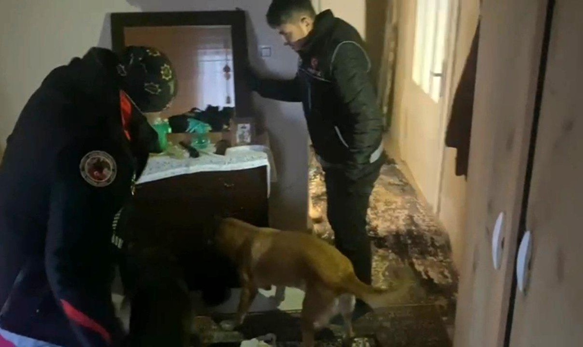 İzmir\'de yakalanan uyuşturucu taciri tutuklandı