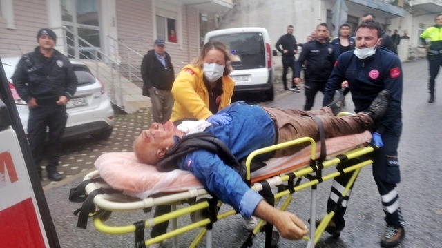 Miras davası kanlı bitti! Kardeşlerin kavgası sonrasında ölü ve yaralılar var Miras davası kanlı bitti! Kardeşlerin kavgası sonrasında ölü ve yaralılar var