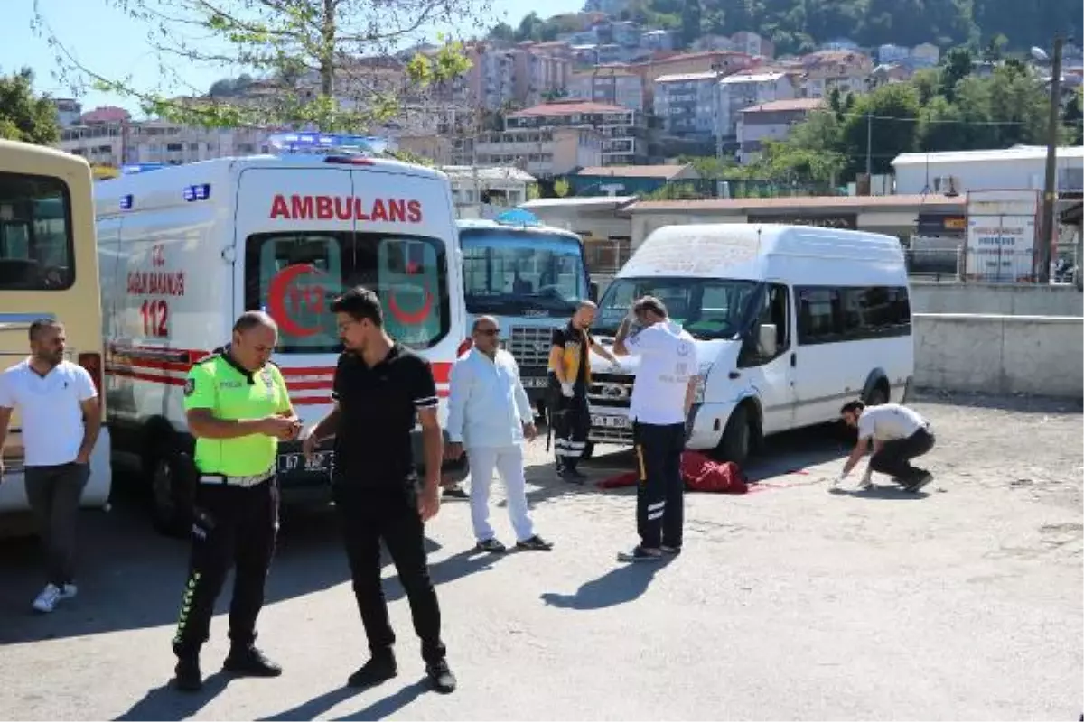 ÖNÜNE OTURDUĞU DOLMUŞUN ALTINDA KALIP ÖLMÜŞTÜ; \'ASLİ\' KUSURLU BULUNDU