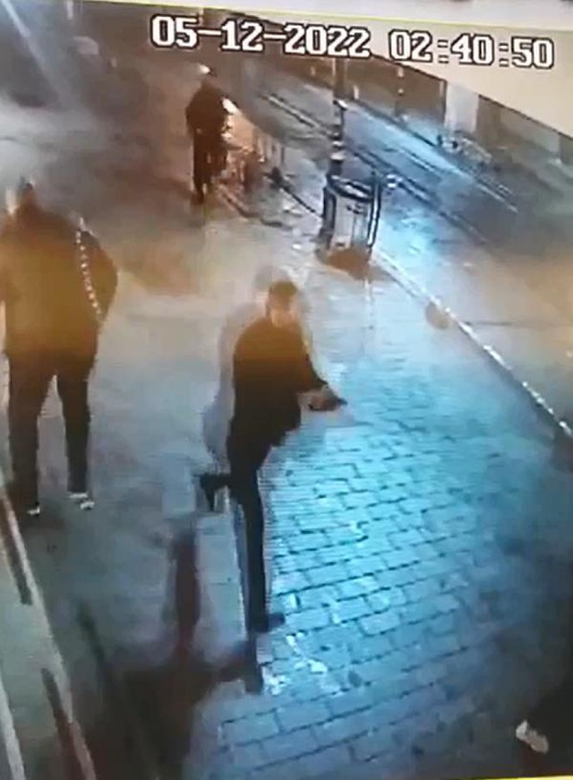 Tacikistanlı çete mega kenti karıştırdı! Çıkan çatışmada 1 kişi öldü Tacikistanlı çete mega kenti karıştırdı! Çıkan çatışmada 1 kişi öldü