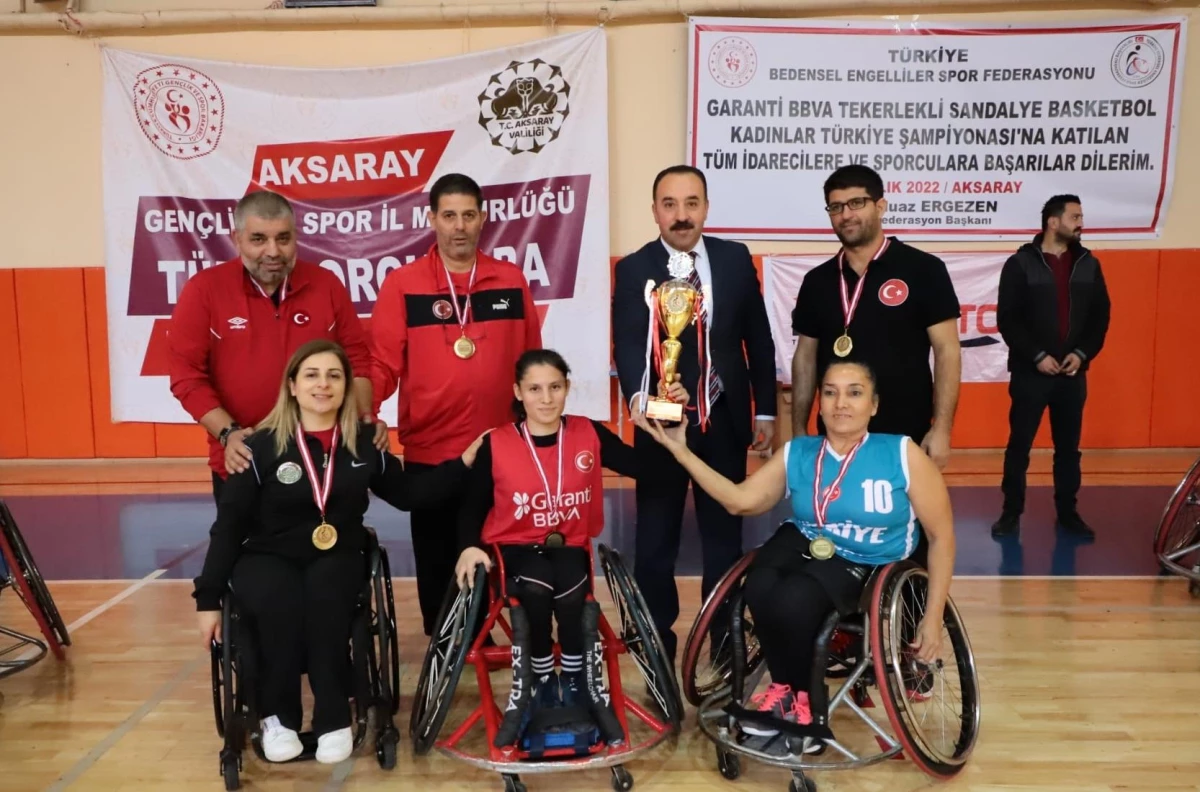 Tekerlekli Sandalye Basketbol Kadınlar Türkiye Şampiyonası\'nda birincilik Ege\'nin oldu