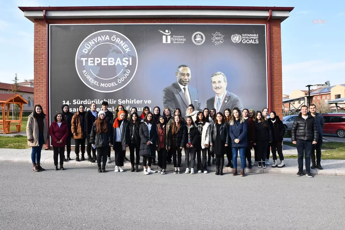 Tepebaşılı Öğrenciler Melih Savaş Yaşam Köyü\'nü Gezdi