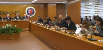 Kavlak: 'Örgütlenme olmadığı sürece hepimiz yoksullukta buluşuruz'