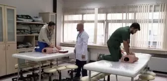 Bilinçsiz ilk yardım uygulamaları hayati risk yaratıyor (1)