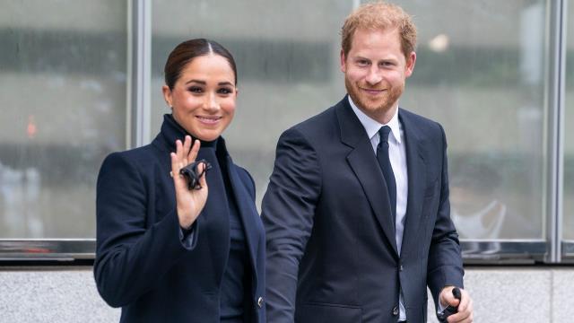 Bomba iddia: Meghan Markle ve Prens Harry, belgeselinden 100 milyon dolar kazandı