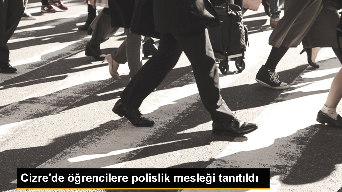 Cizre\'de öğrencilere polislik mesleği tanıtıldı