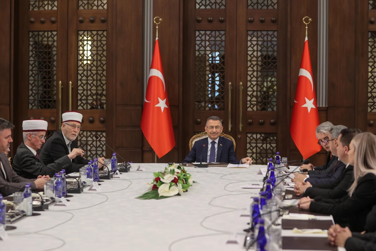 Cumhurbaşkanı Yardımcısı Oktay, Batı Trakya Türk Azınlığı Danışma Kurulu üyelerini kabul etti Açıklaması