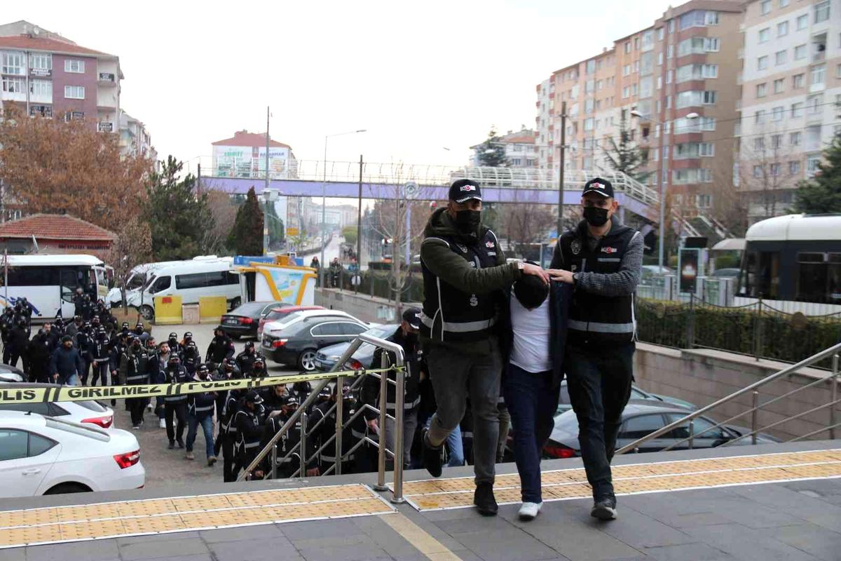 Eskişehir\'deki \'Silindir\' operasyonunda 13 tutuklama