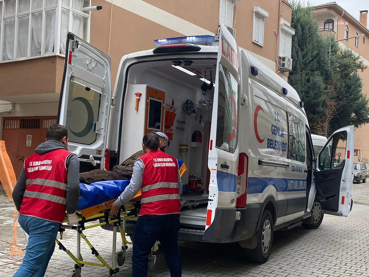 Gemlik Belediyesi\'nin Hasta Nakil Ambulansı Hizmeti Sürüyor