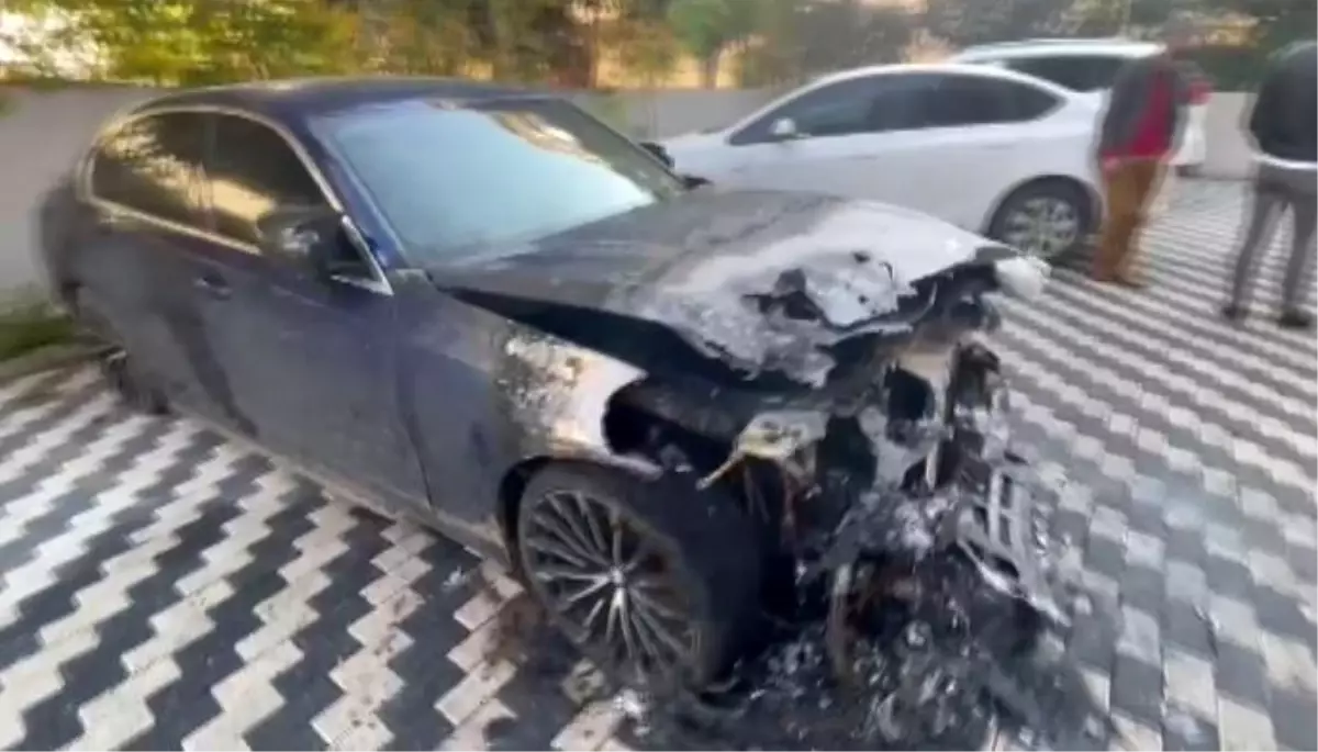 İyi Parti il başkan yardımcısının otomobili kundaklandı