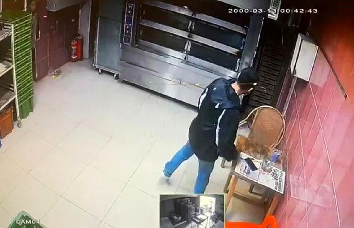 İzmir'de telefon hırsızlığı güvenlik kamerasına yansıdı