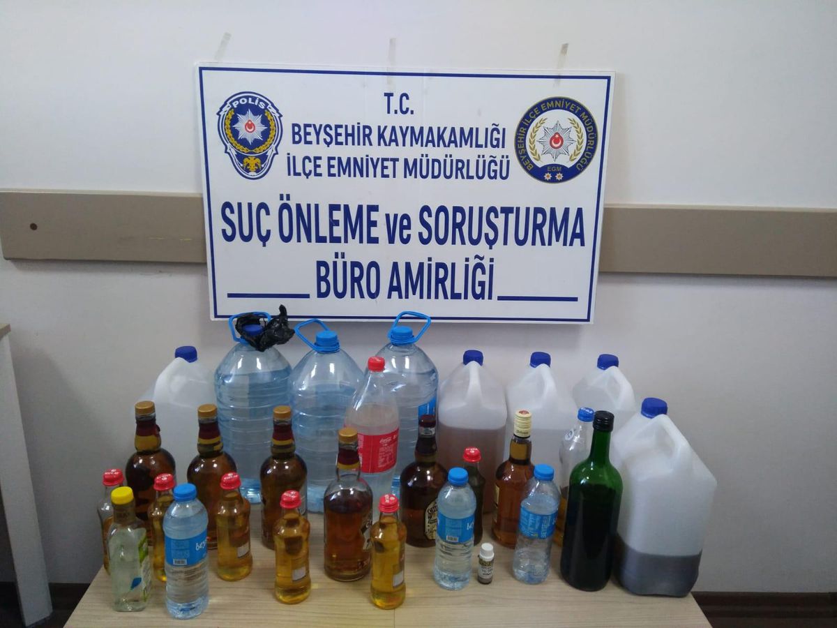 Konya\'da sahte içki operasyonunda 3 şüpheli yakalandı