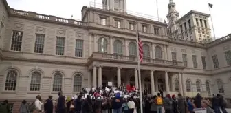 New York'ta aktivistler belediye başkanının yeni ruh sağlığı politikasını protesto etti