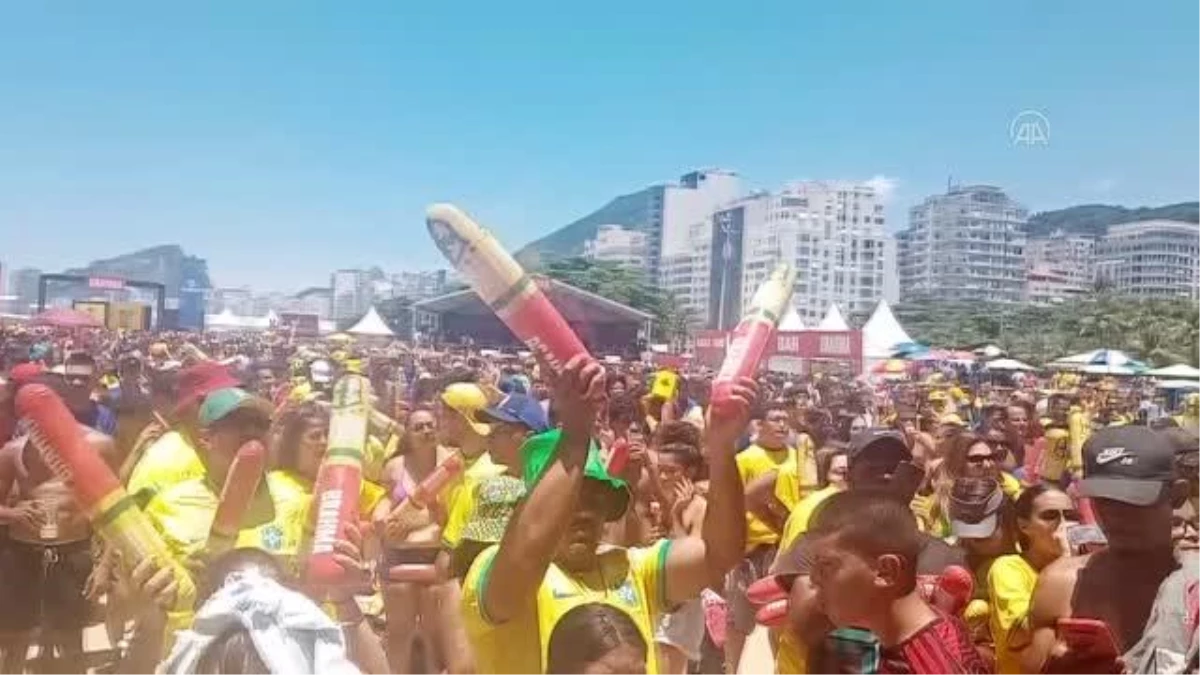 Brezilyalı taraftarlar, çeyrek finali kaybetmenin üzüntüsünü yaşadı