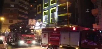 Alaşehir'de evde çıkan yangın hasara neden oldu