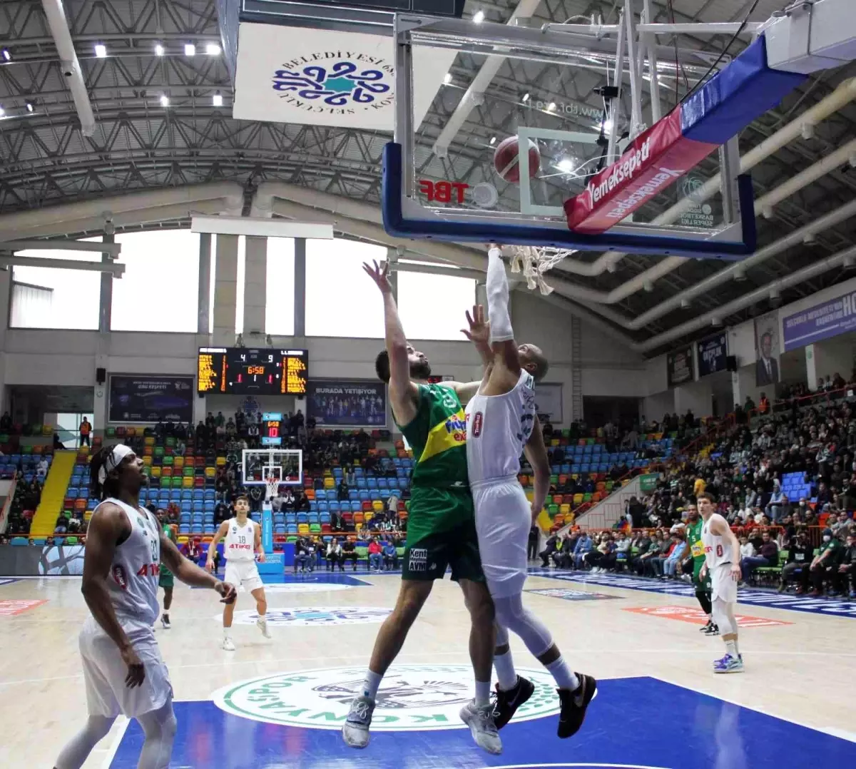 Basketbol Süper Ligi: Konyaspor: 87 Frutti Ekstra Bursaspor: 99