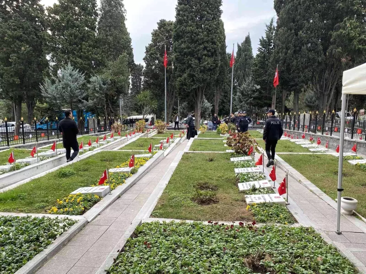 Beşiktaş\'taki terör saldırısı şehitleri 6\'ncı yılında anıldı