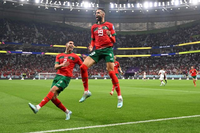 Dünya Kupası'nda Fas rüyası devam ediyor! Ronaldo'lu Portekiz'i eleyip yarı finale çıktılar