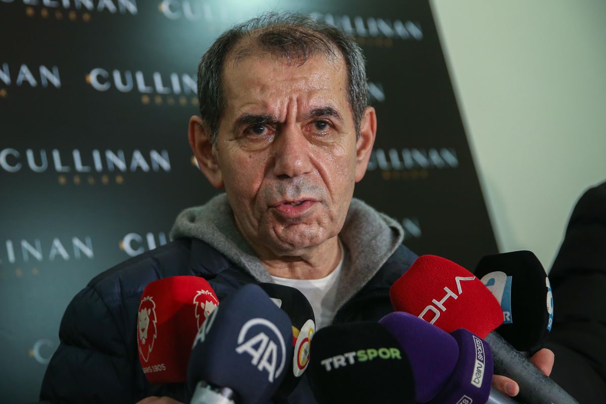 Galatasaray Kulübü Başkanı Özbek, genç futbolcuların performansından memnun Açıklaması