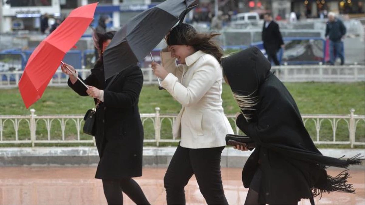 Meteoroloji\'den İstanbul için turuncu kodlu uyarı! Fırtına için saat verdi